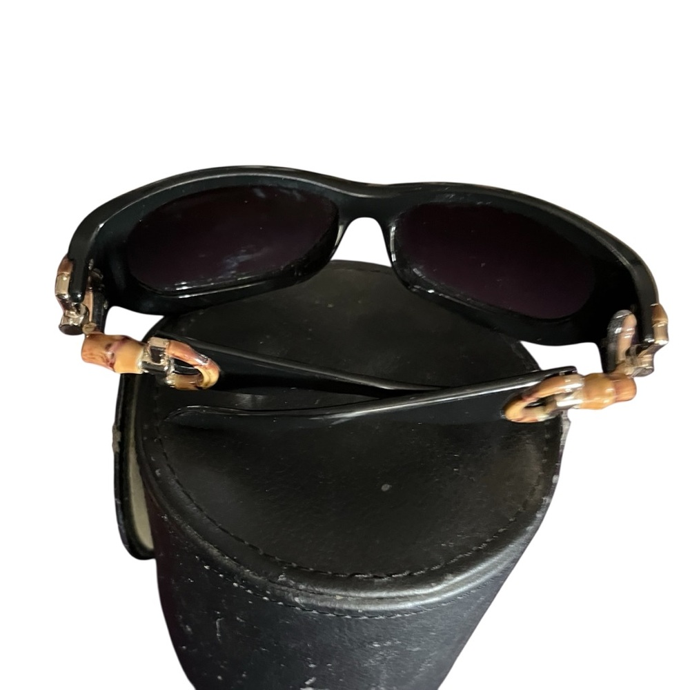 Gucci black bamboo sunglasses with dark lens plus extra lighter lens - Picture 8 of 16